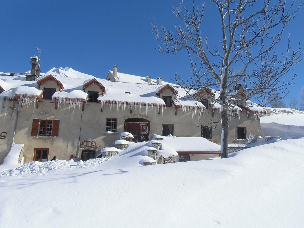 Auberge Aux 3 Frenes Hotel Villar-d'Arene Exterior photo